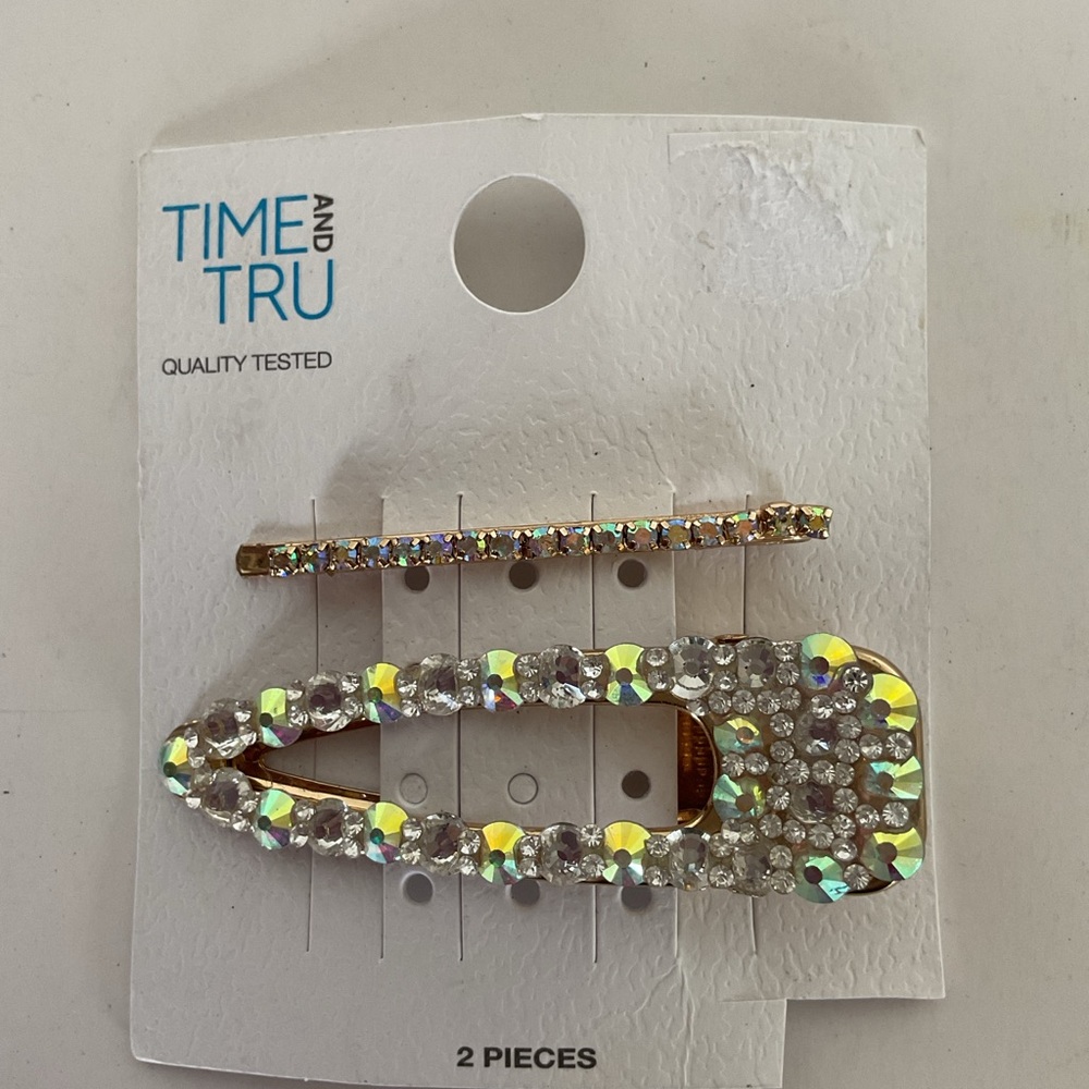 Time and Tru Sparkling Gold Hair Clips set of two nwt